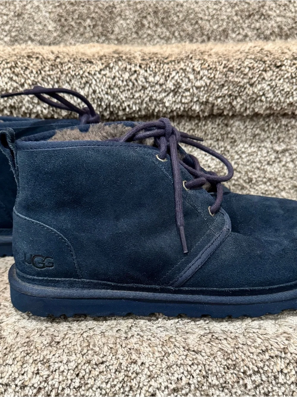 UGG Neumel Men’s Navy Chukka Ankle Boots Sz 11 Suede S/N 3236
